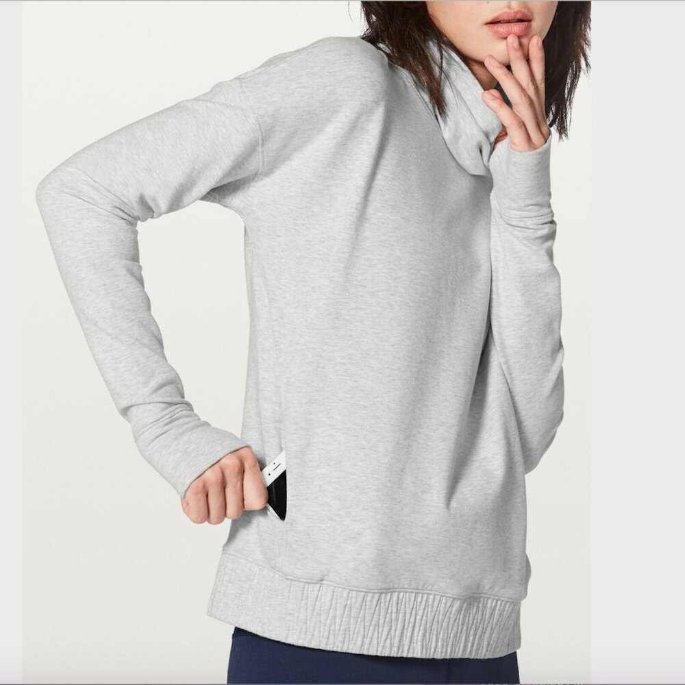 LULULEMON STRESS LESS PULLOVER